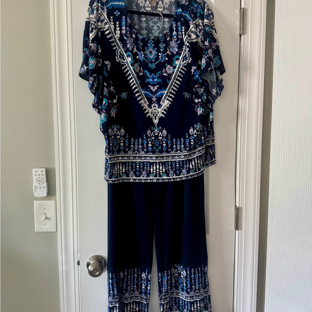 Navy Blue Floral Top and matching palazzo pants.  These were bought separately.